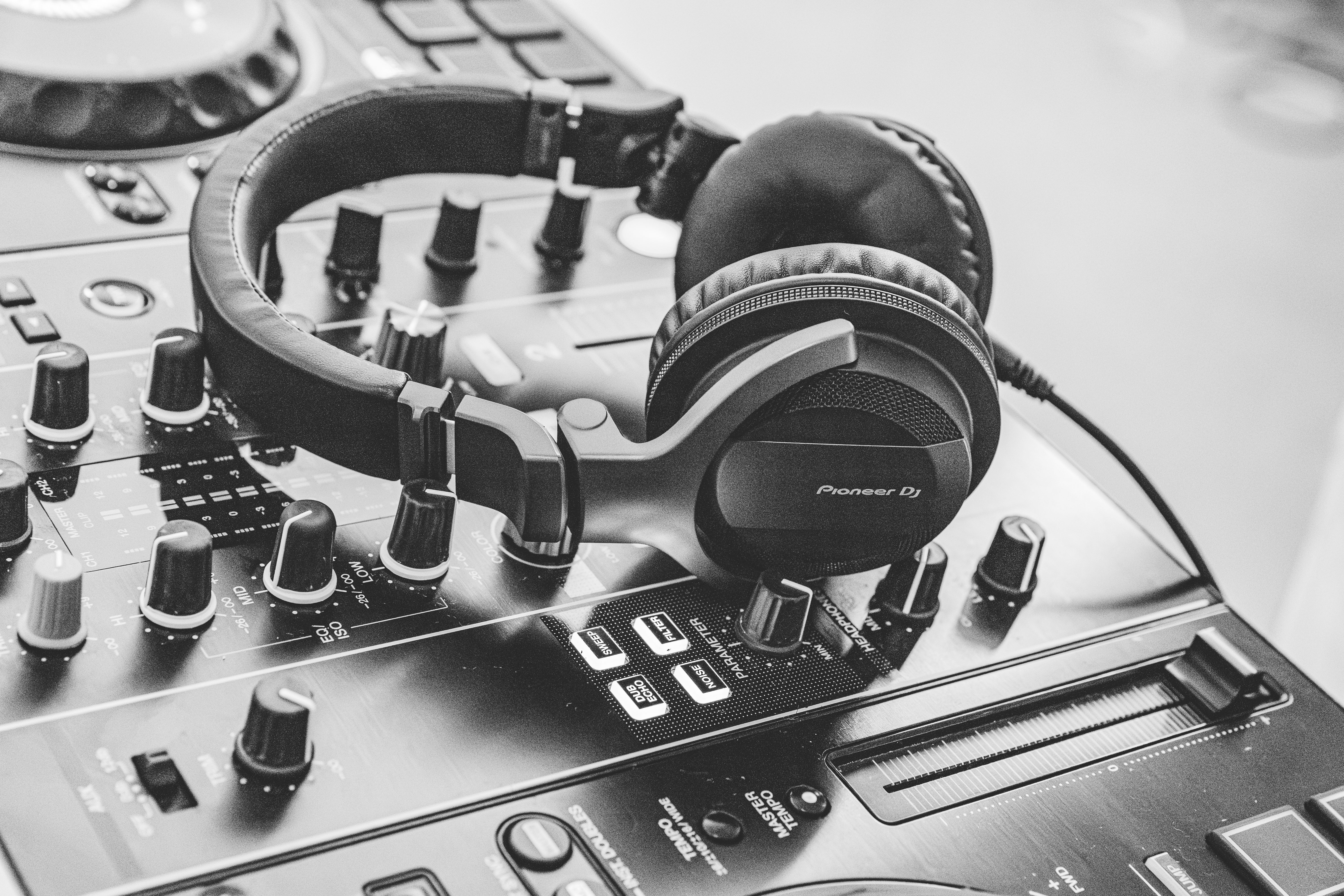 Rent a DJ in Croatia: Find Your Perfect Match