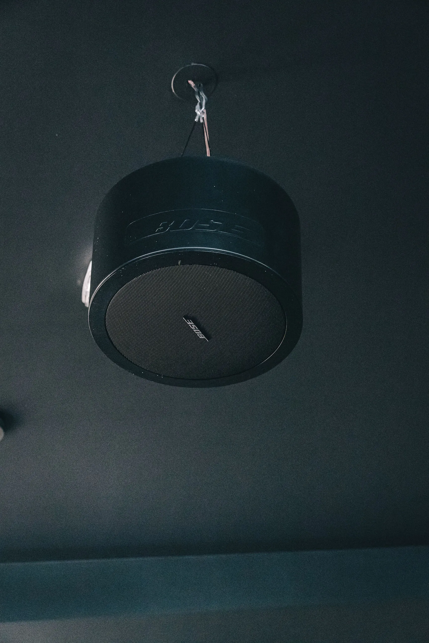 Bose FreeSpace pendant speaker in Restaurant Degenija Split installed by Cosmic Production
